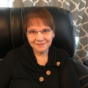 Meet your Posher, Deborah